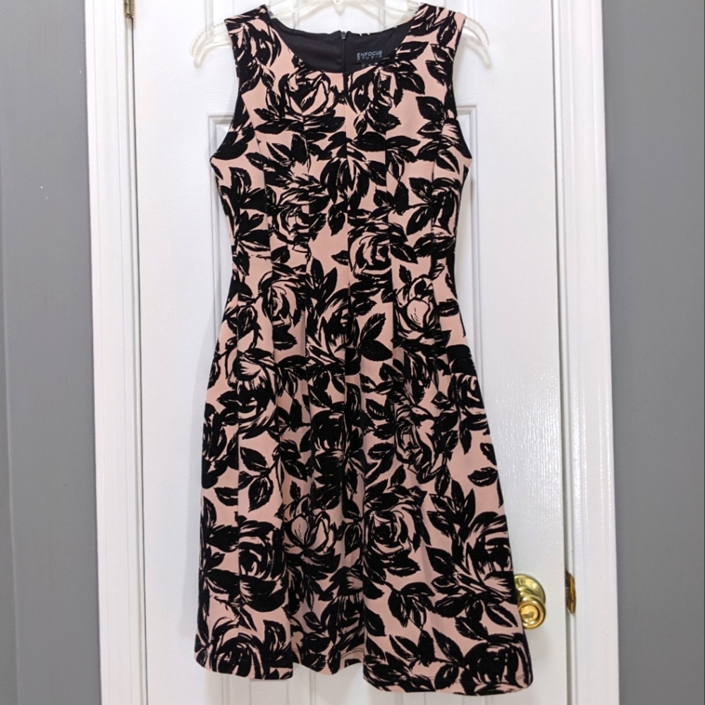 EUC Gorgeous Floral Dress